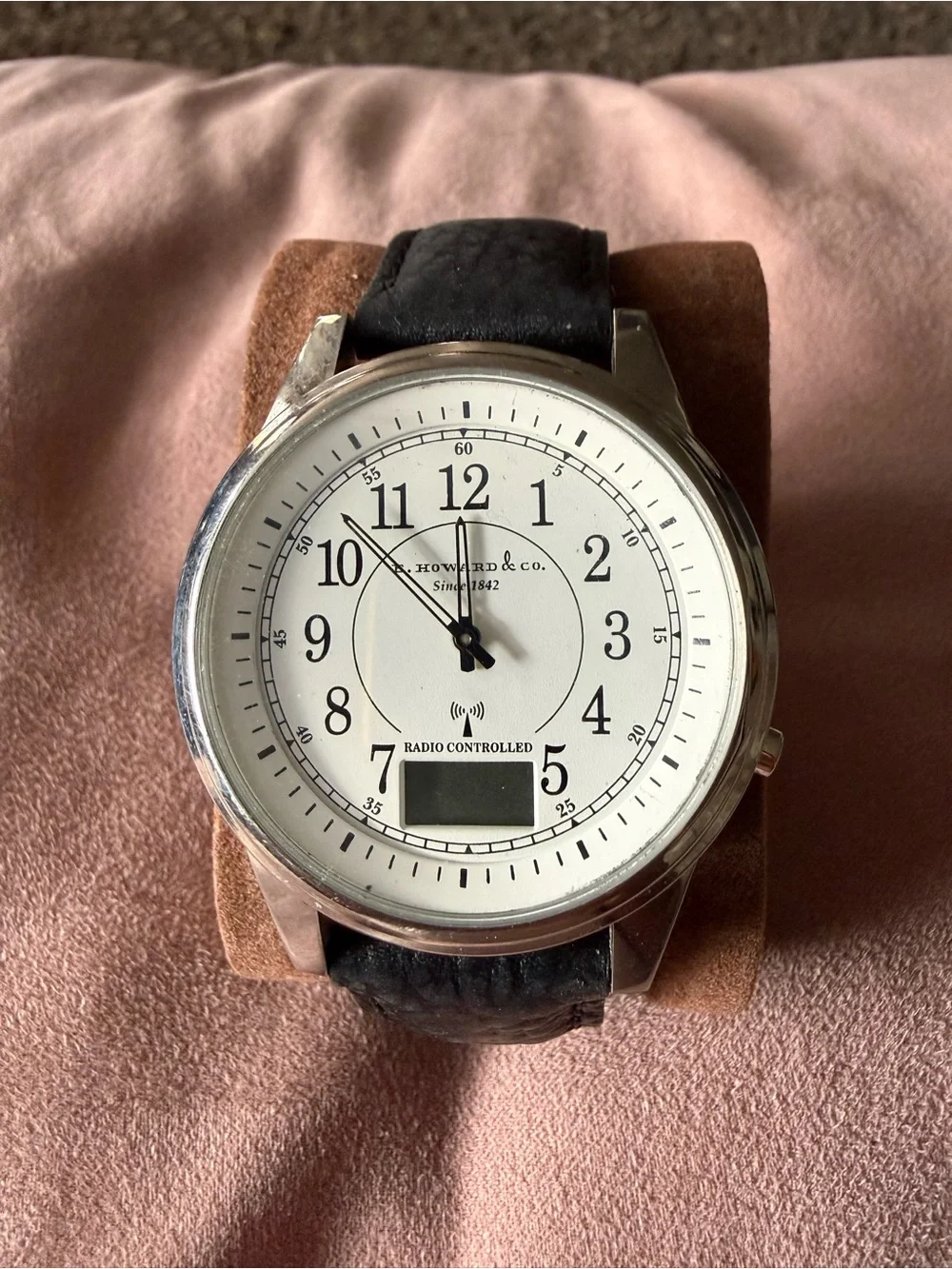 E. Howard & Co. EH-23SA Radio Controlled Atomic Watch – Genuine Leather